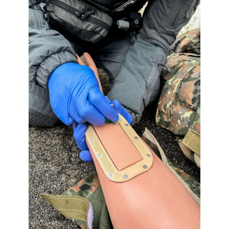 Combat Carl - Care and Evacuation Manikin