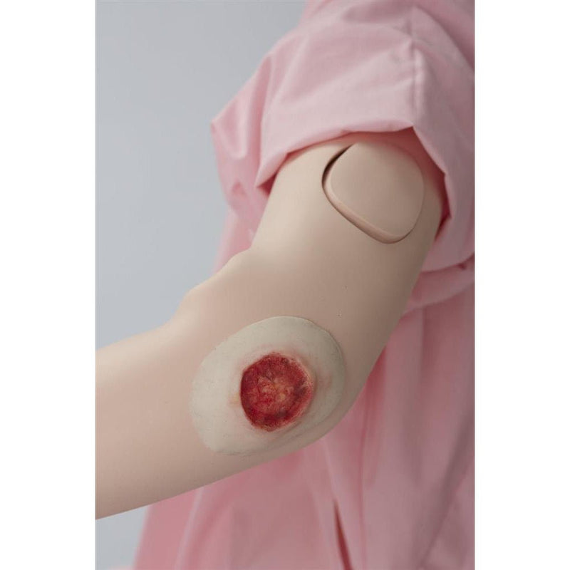 Wearable-type Wound Care Trainer